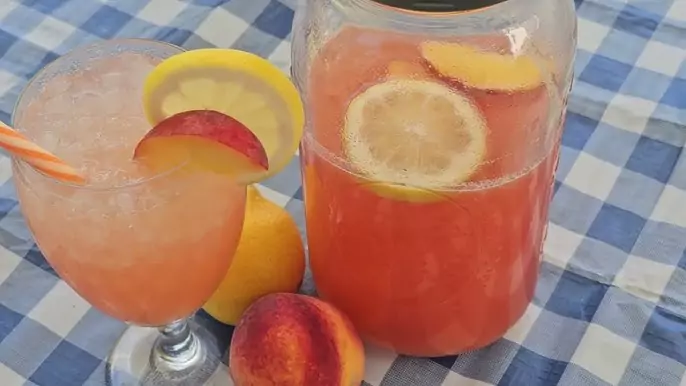 Homemade Peach Lemonade Recipe is a summer delight!
