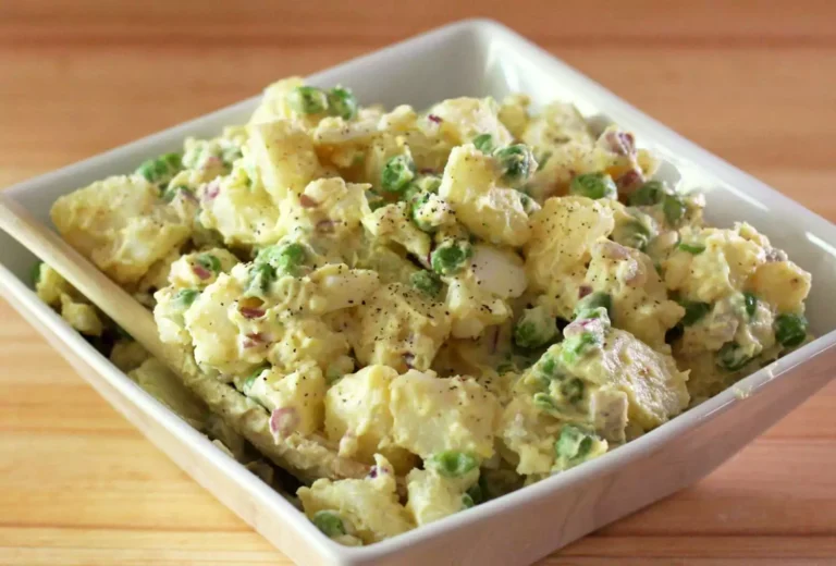 Creamy Potato Salad with Egg