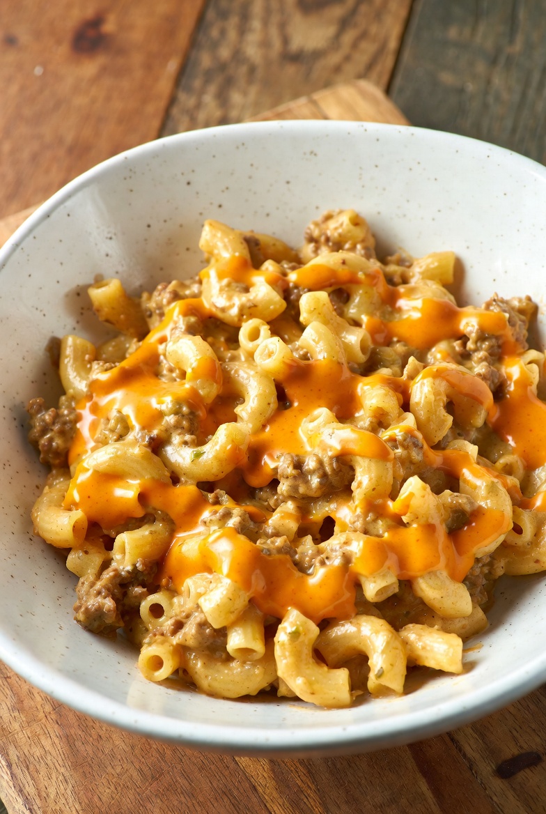 Taco Macaroni & Cheese With Queso: Easy Recipe!